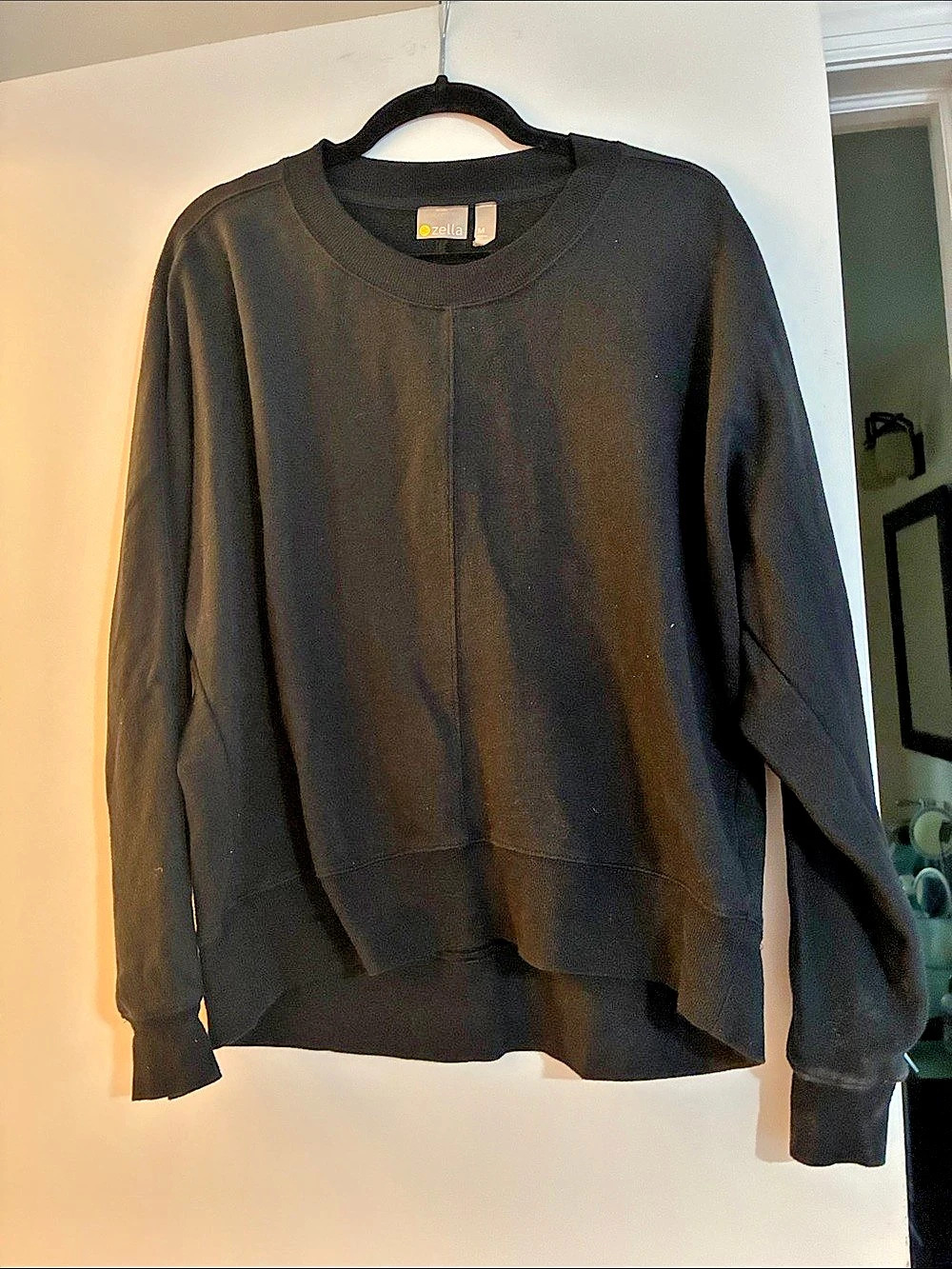 Zella Black Crewneck Sweatshirt